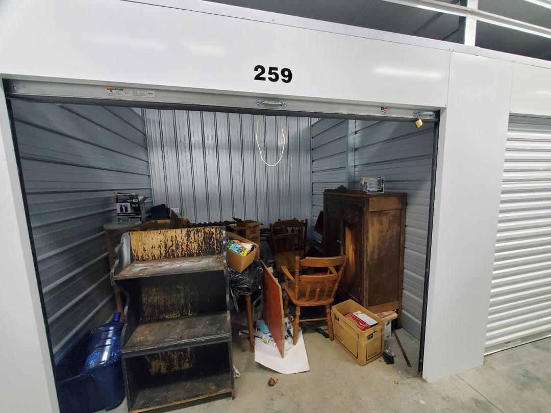 Storage Unit Auction in Vonore, TN at American Self Storage Vonore ends
